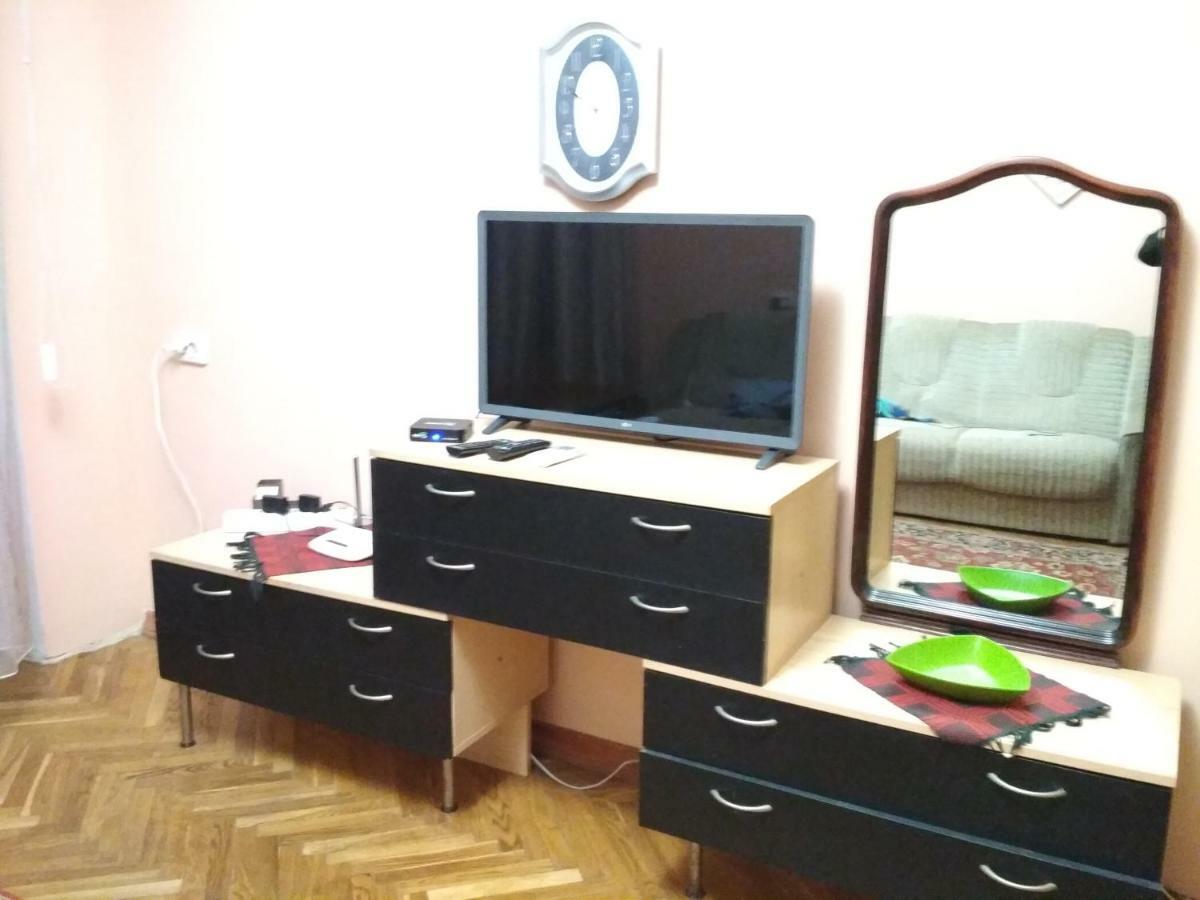Lighthouse Apartment キシナウ エクステリア 写真
